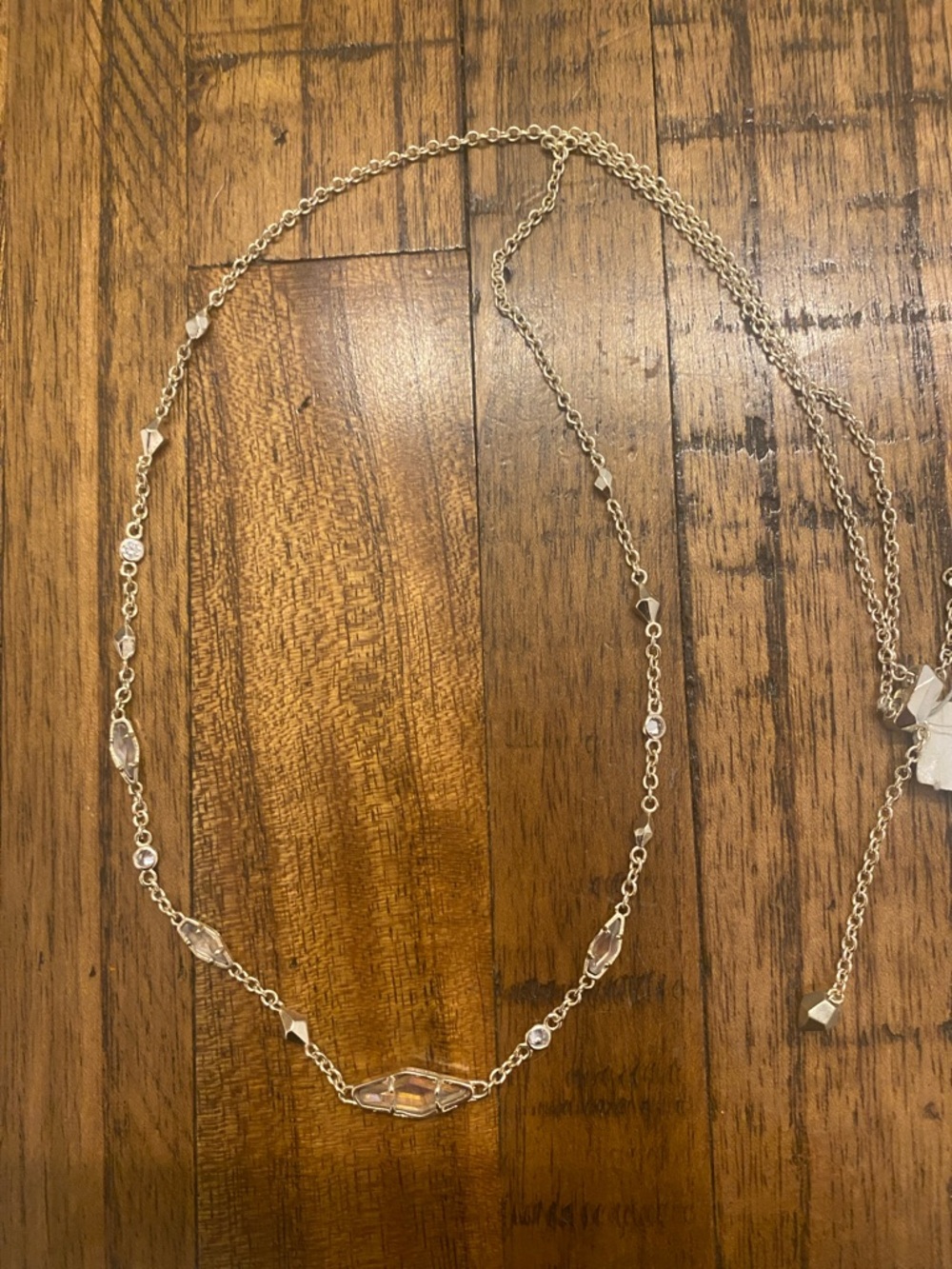 Kendra Scott Debra Necklace to choker Gold with iridescent stones - Picture 9 of 13